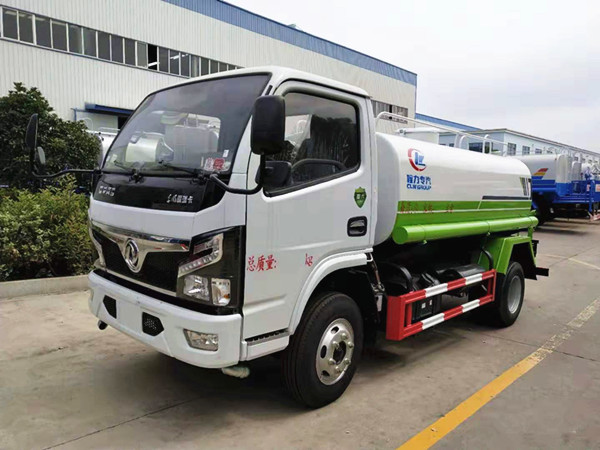 國(guó)六東風(fēng)小福瑞卡 5噸 灑水車